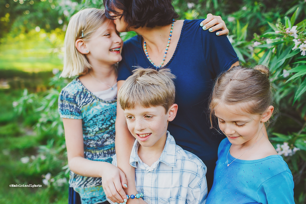 Orange County family and childrens photographer Madeleine JL Photography | Serving orange county, los angeles and san diego with maternity, newborn and family photography